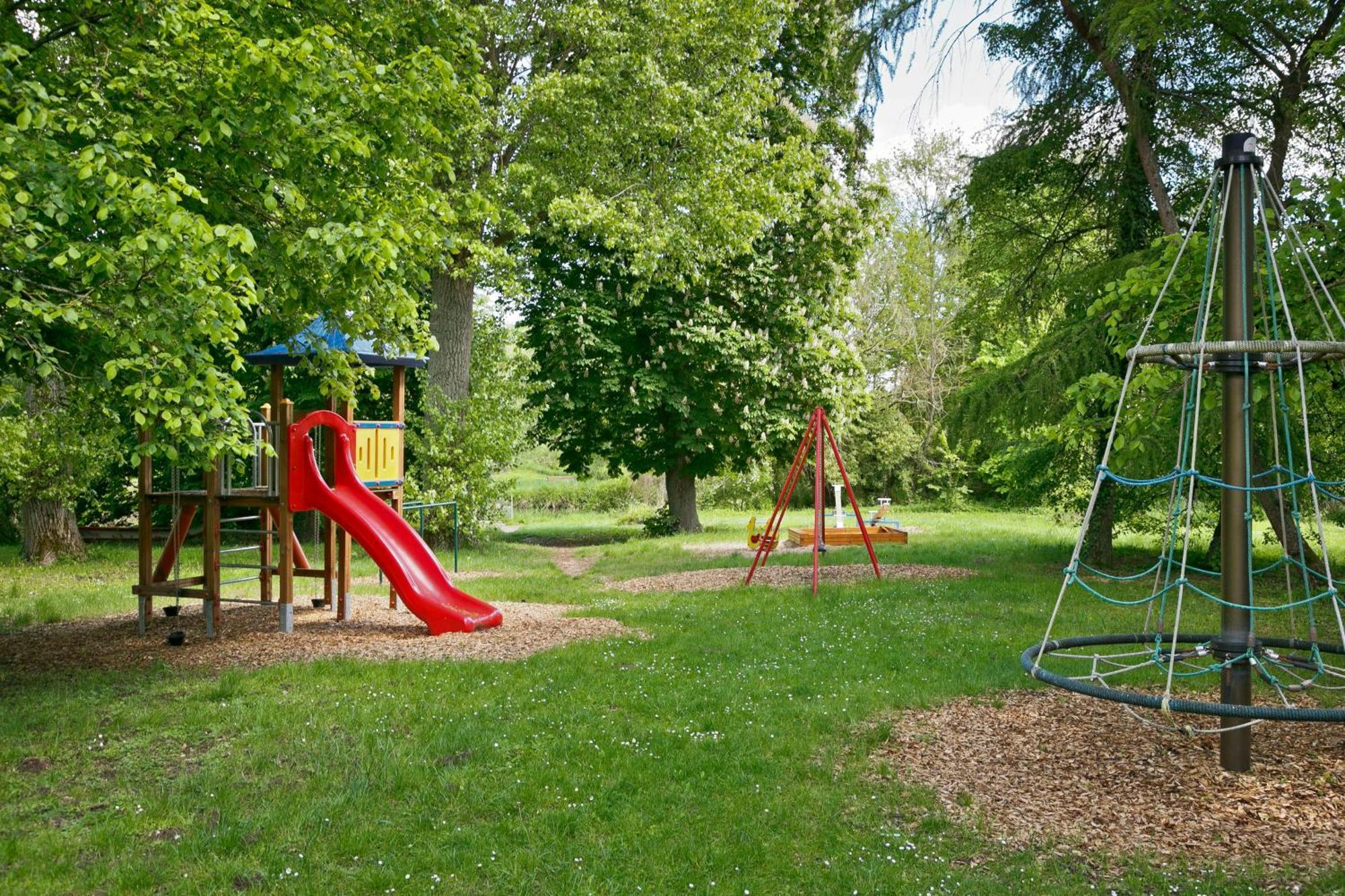 פריקנהאוזן אם מיין Knaus Campingpark Frickenhausen מראה חיצוני תמונה